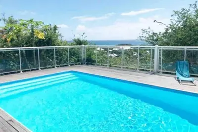 Image de Superbe studio mer piscine
