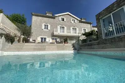 Image de Luxury Villa with private pool, superb panoramic coastal & mountains views
