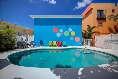 Image de Best Location Siesta Key Village Beach, Restaurants, Bars10% Friends Discount