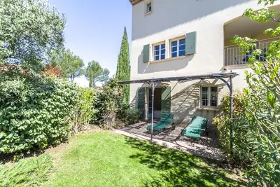 Image de Appartement 2 Chambres Avec Terrasse Et Jardin (N°510)