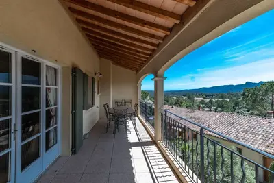 Image de Appartement 3 Chambres Avec Terrasse (N°514)