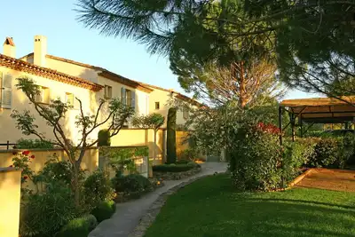Image de Appartement 2 Chambres - 50m2 - Vue Sur Golf (N°25)