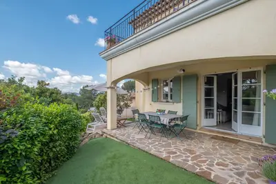 Image de Maison De Hameau 3 Chambres Avec Terrasse Etjardin (N°516)