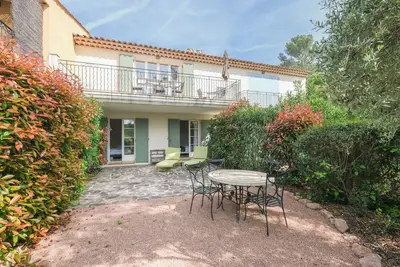 Image de Maison De Hameau 2 Chambres Avec Jardin (N°562)