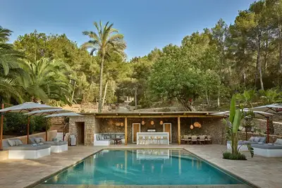 Image de Luxury Villa Ibiza: Heated Pool & Yoga Deck, Luxury Villa Ibiza: Heated Pool & Yoga Deck