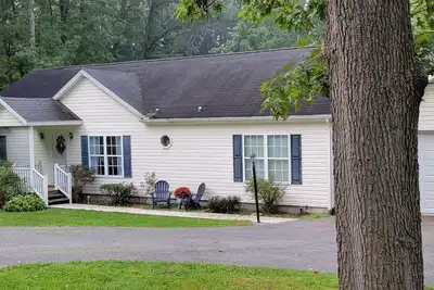 Image de Cottage at Chimney Ridge Farms