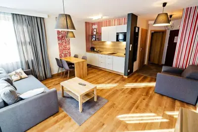 Image de Sun & Snow apartament dla 4 osób by Interhome