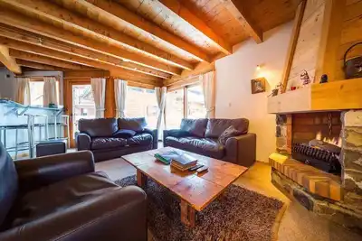 Image de Chalet de 3 chambres. Les prix sont indiqués pour un usage exclusif indépendant.