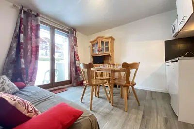 Image de Studio Cabine au Calme avec Terrasse Ă Praz-sur-Arly - 4 Personnes, Parking et Casier Ă Ski
