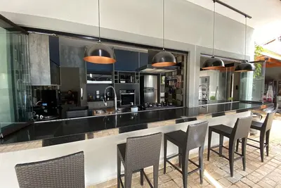 Image de Spectacular house in Ribeirão Preto