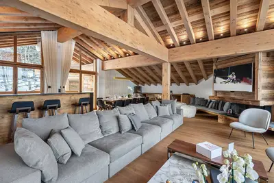 Image de Chalet Neuf avec Piscine, Sauna et Proche des Pistes à Courchevel Village