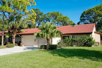 Most Beautiful Vacation in Florida, Free Heated pool, Siesta Key Beach Close