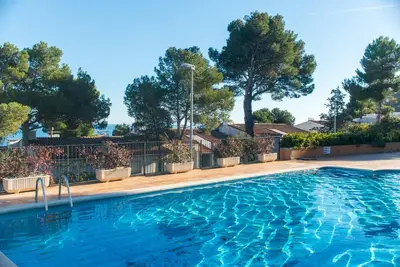 L-1 Calella De Palafrugell 8 Pax