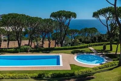 E-2 Calella de Palafrugell 8 Pax