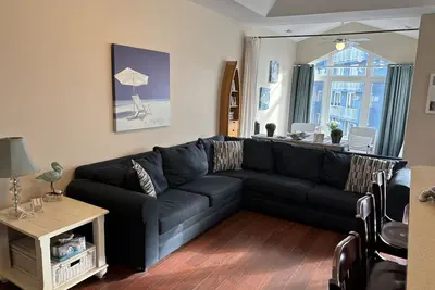 Image de 3 Bedroom, 2 Bath, Condo1. 5 Blocks from Wildwood's Famous Boardwalk & Beach!