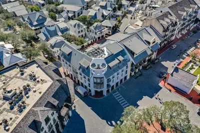 Image de Rosemary Downtown! Sprawling 4 Br Penthouse with incredible gulf views