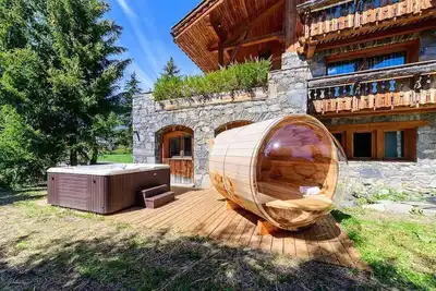Image de 5mn des Pistes | Chalet cozy + Sauna et Local Ski