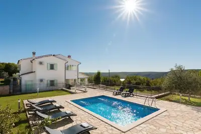 Image de Maison de vacances Trget pour 2 - 8 personnes avec 4 chambres à coucher - Maison de vacances