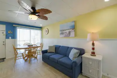Image de Updated Oceanside Condo - 5 Miles to Cape May!