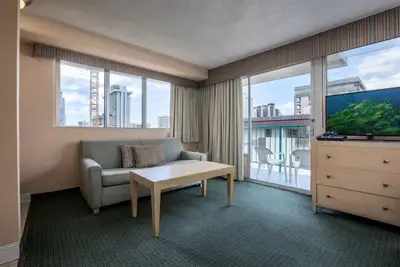 Image de Aqua Aloha Surf Waikiki 1103 Deluxe Studio with Lanai and Partial City Views