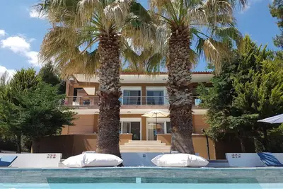 Image de Maison de vacances Kriopigi pour 1 - 12 personnes avec 5 chambres à coucher - Maison de vacances