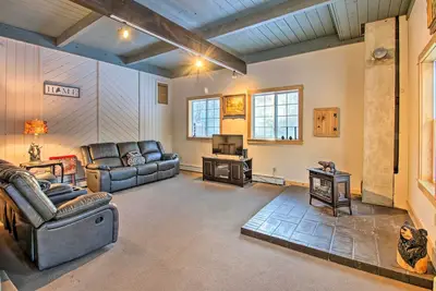 Image de Inviting Countryside Home: 4 Mi to Long Lake!