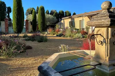 Image de Maison vue village Séguret, terrasses, piscine, proche Dentelles de Montmirail