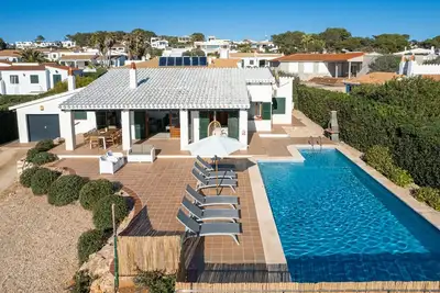 Image de Villa Michaela · Villa Michaela-con piscina. A 500 mts de la playa