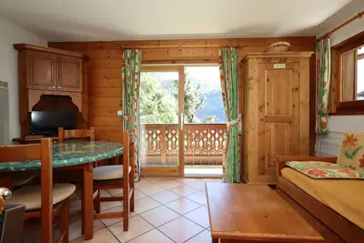 Image de Appartement 2 pièces cabine - 5 pers, accès direct pistes, piscine, parking, animaux admis