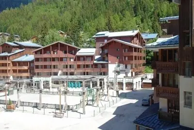 Image de Studio avec balcon, wifi et animaux admis à Valfréjus