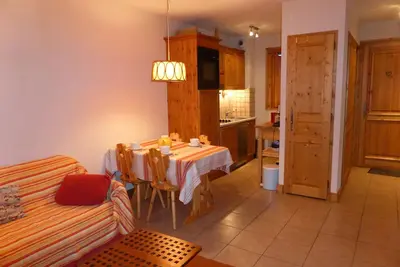 Image de Appartement 2 pièces cabine avec terrasse et jardin, au calme proche des navettes et commodités
