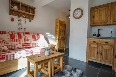Image de Le Petit Chalet - Studio Cosy à Lathuile pour 2 personnes