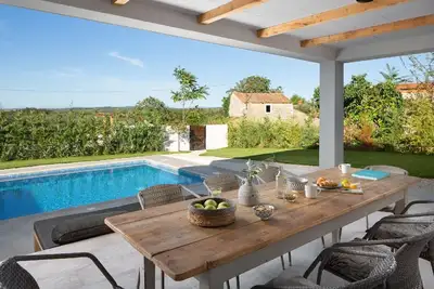 Image de Maison de vacances Umag pour 1 - 8 personnes avec 3 chambres à coucher - Maison de vacances