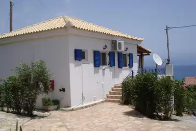 Image de Maison de vacances Peroulia pour 1 - 4 personnes avec 2 chambres à coucher - Maison de vacances