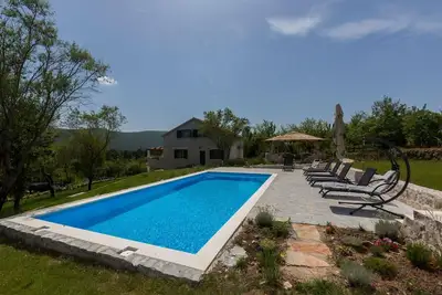 Image de Maison de vacances Gornje Postinje pour 1 - 11 personnes avec 5 chambres à coucher - Maison de vacan