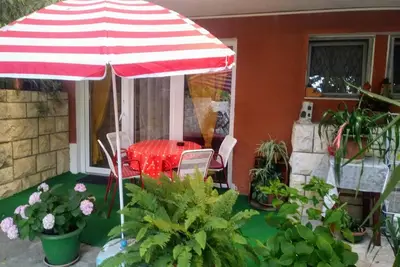 Image de Appartement de vacances Makarska pour 1 - 4 personnes avec 2 chambres à coucher - Appartement de vac