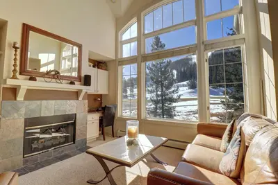 Image de Spacious Slope-side Ski In/out Town Home, Private Garage Er12