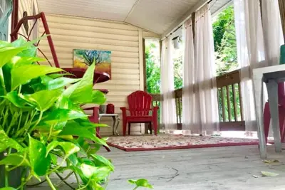 Image de Cozy Cottage 2 minutes from New River Gorge National Park & Preserve
