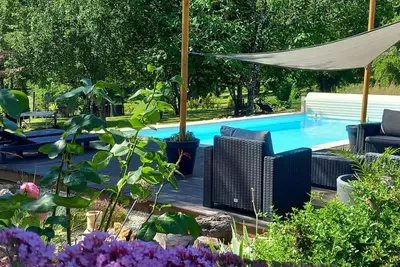 Image de Lpc Dordogne Holidays - Couples retreat oozing character in an idyllic setting