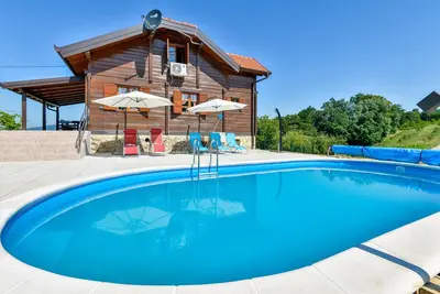 Image de Maison acceptant les animaux à Jarek.