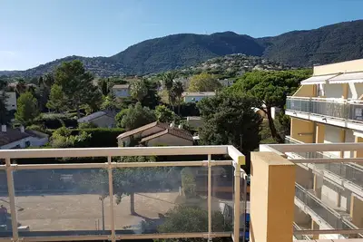 Image de À  300 m des plages bel appartement avec grande terrasse  Cavalaire