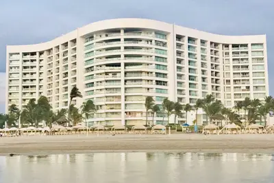 Spacious apartment in Acapulco diamond beach
