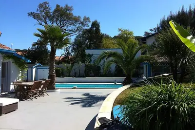 Image de House 8 people near ocean with garden + swimming pool