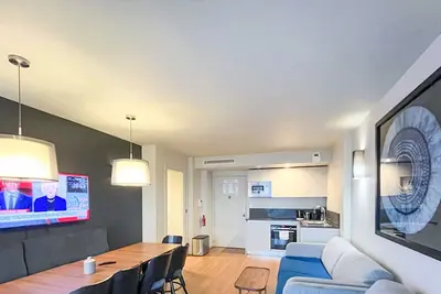 Image de Urban Flat 132 - Beautiful 4 Bdr Flat in Montorgueil