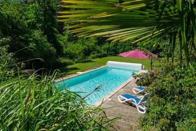 Image de Superbe villa climatisée, piscine privée chauffée à 900m du centre-ville