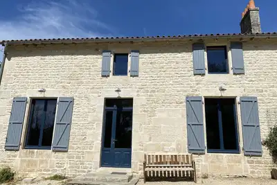 Image de Château des Loups - Les Pommiers