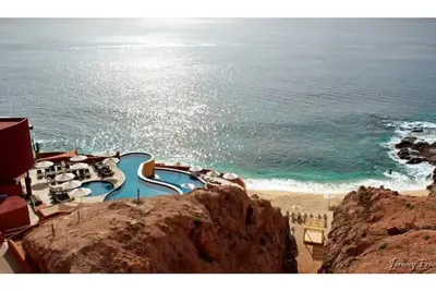 Image de Club Regina Ocean Front Condo 1