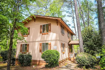 Image de Lake View Vacation perfect place to unwind & only 1 mile from Callaway Gardens!