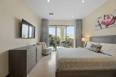 Image de Beach View - Seaside Paradise 1br condo - Lv307-1