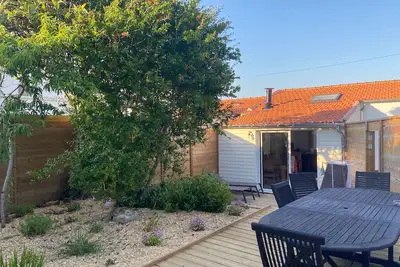 Image de Maison Traditionnelle Rénovée, Proche Plage, Barbâtre - Terrasse, Wifi, Confort Modern
